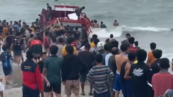 Kapal Wisata